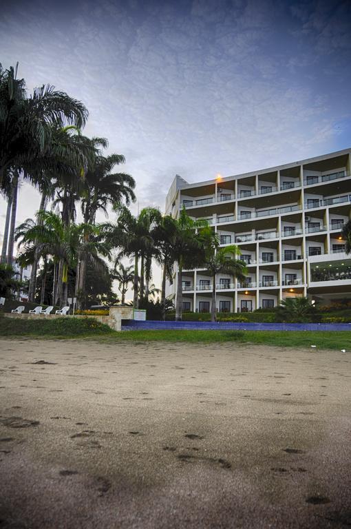 Hotel Makana Resort Tonsupa Luaran gambar