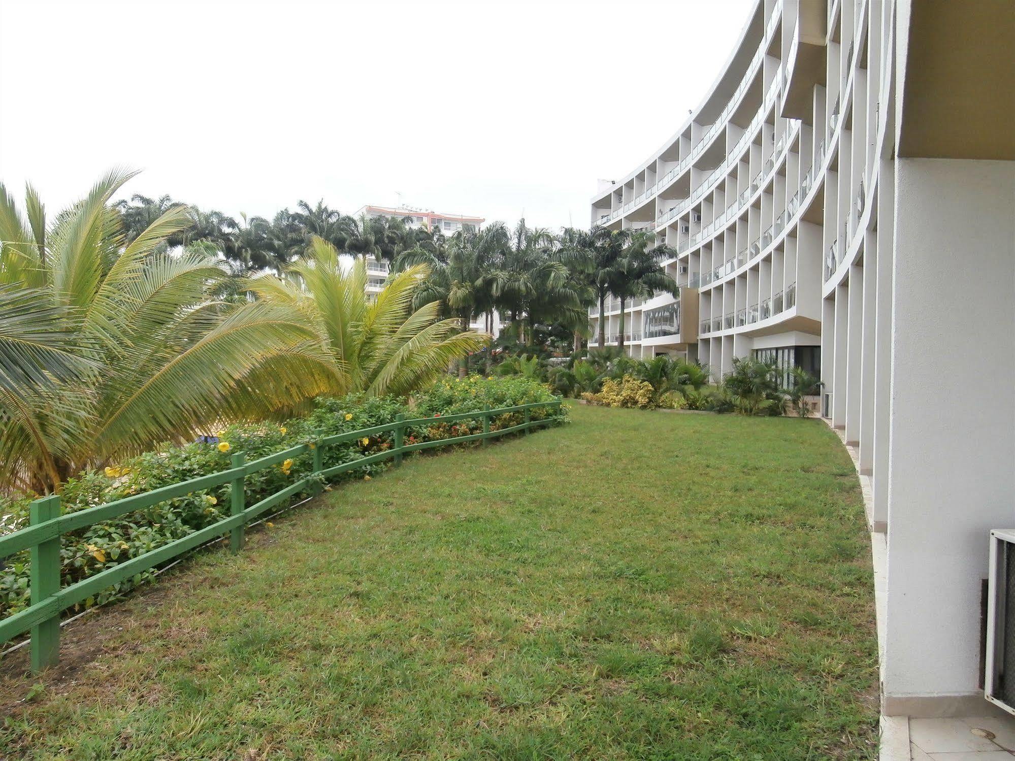 Hotel Makana Resort Tonsupa Luaran gambar